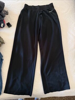Nike Black Wide-Leg Workout Pants with Silver Swoosh